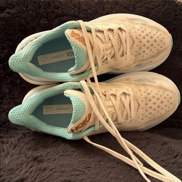 HOKA CLIFTON 9 - WHITE AND LIGHT BLUE - with BOX - Picture 11 of 15